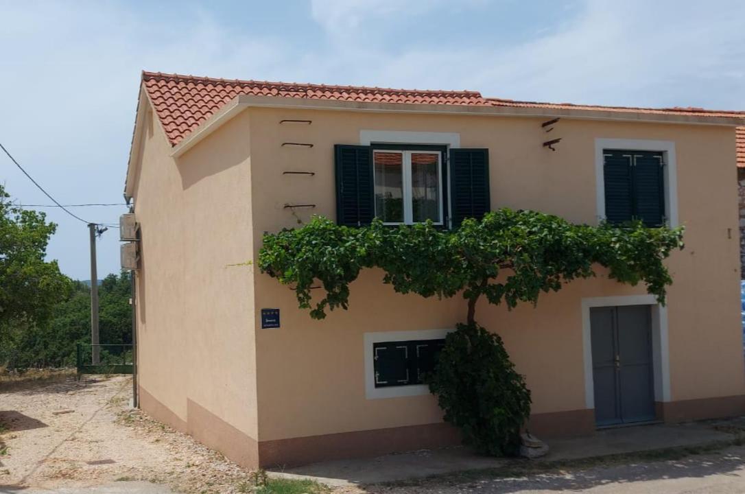 Apartments Lucky Lozovac Bagian luar foto